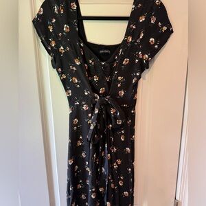 Abercrombie & Fitch Black Floral Dress - Size XS